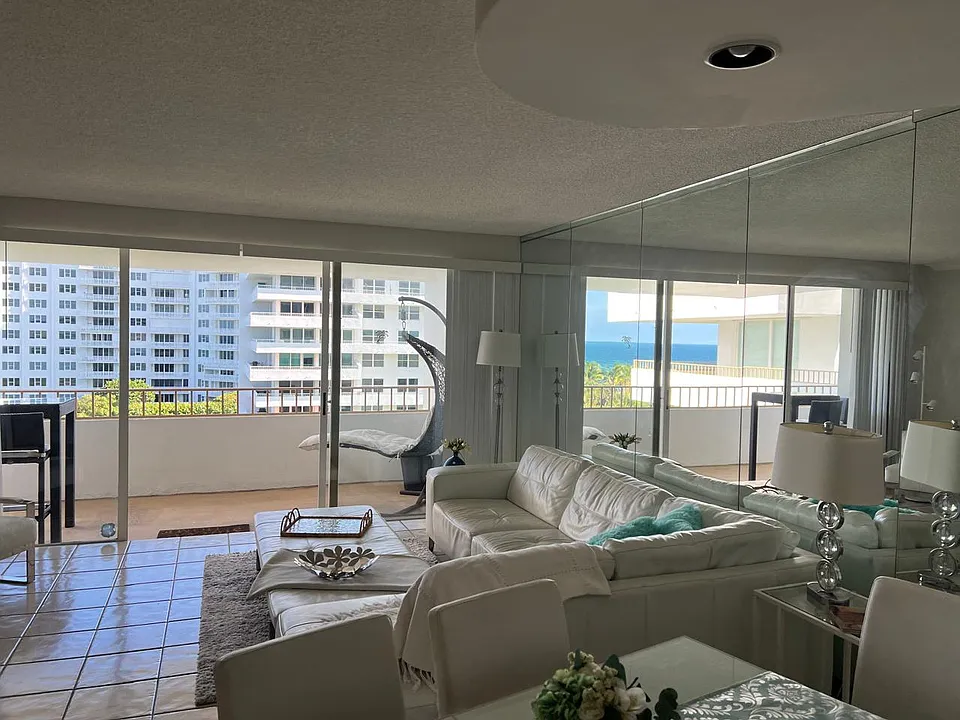 177 Ocean Lane Dr #711
