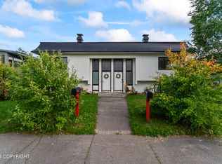 1429 Columbine St, Anchorage, AK 99508