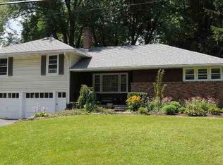 24 Elwood Rd, Delmar, NY 12054