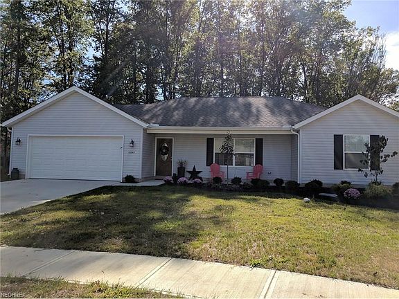 2nd image of 35247 Schoolhouse Ln