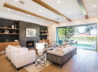 14833 Huston St, Sherman Oaks, CA 91403