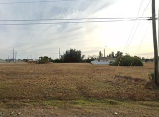 9 SW 24th Pl, Cape Coral, FL 33991