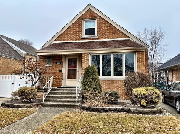 (undisclosed Address), Chicago, IL 60638