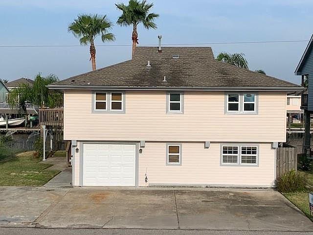 1st image of 1184 Sailfish St