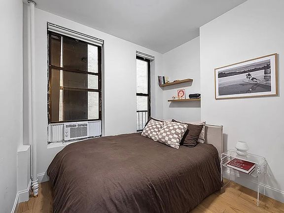 4th image of 347 E 5th St #1A