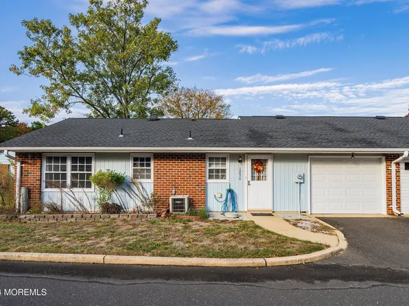 1062B Fife Court #1002, Lakewood, NJ 08701