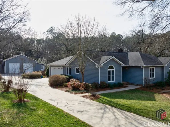 1021 Fernwood Place, Bogart, GA 30622