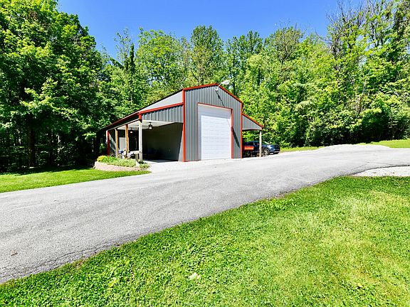 3rd image of 6671 E Rosebud Ln