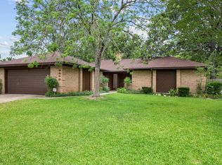 2900 Jennifer Dr, College Station, TX 77845