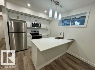 22120 80th Ave NW, Edmonton, AB T5T 7R6