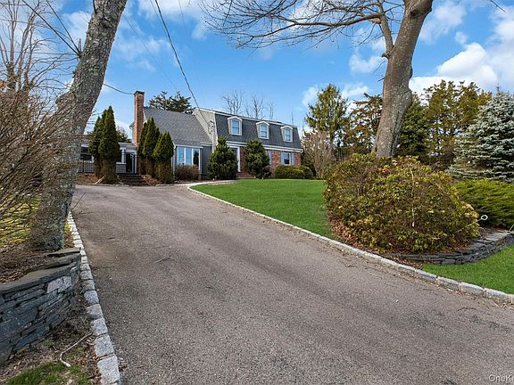 3rd image of 345 Colonial Rd