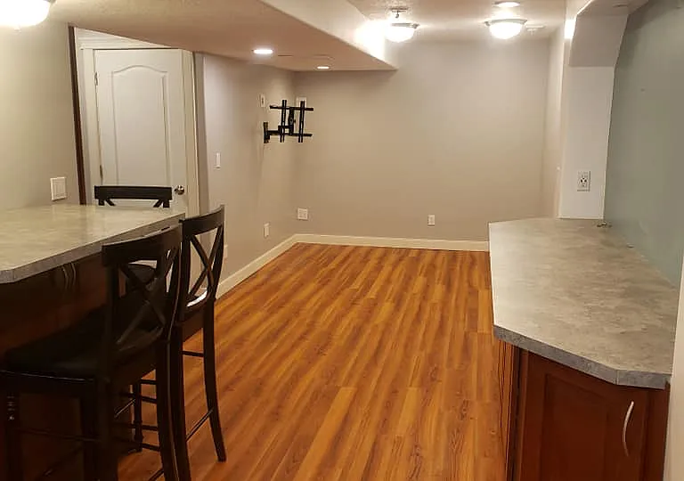 1035 N 130 W — Photo 4