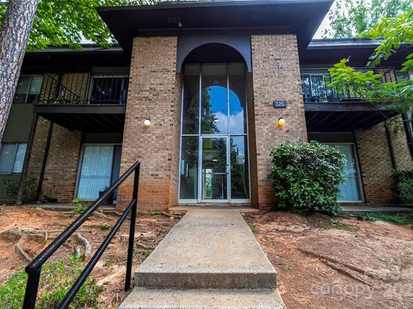 326 Orchard Trace Ln APT 3, Charlotte, NC 28213