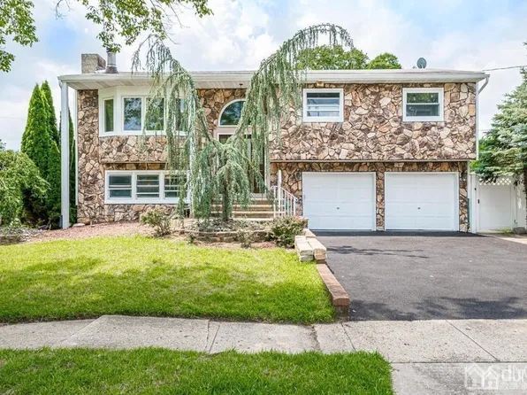 26 Hansen Rd, Old Bridge, NJ 08857