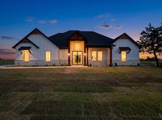 135 Vz County Road 3811, Wills Pt, TX 75169