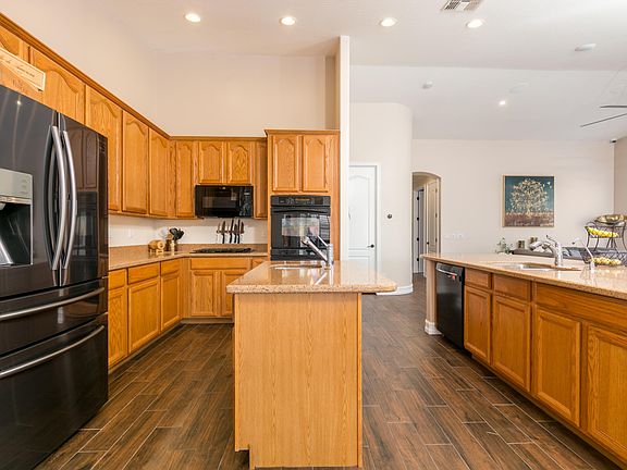 2nd image of 2223 N Piedra Cir