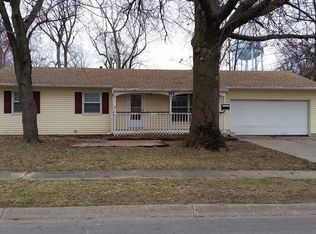 113 Hawthorne Dr, Belton, MO 64012