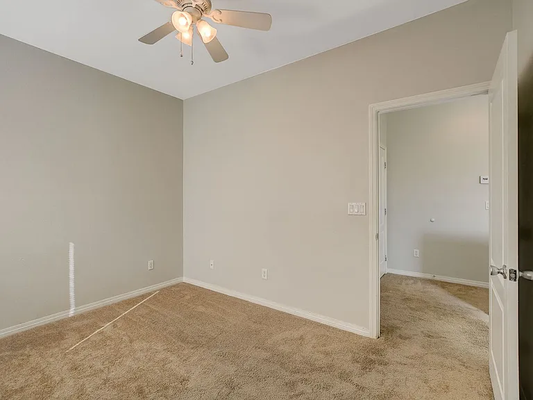 4020 Thomas Patrick Ave — Photo 23