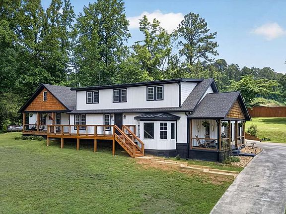 2nd image of 34 Bodie Rd
