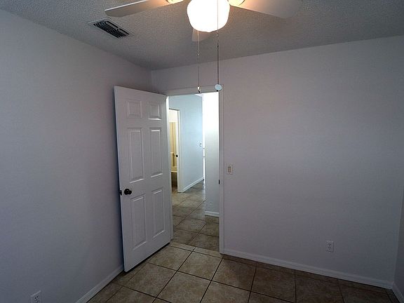 5th image of 7616 Pine Nest Ct