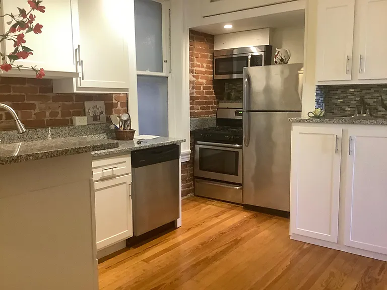 Entire kitchen.