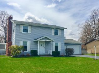 123 Airinton Dr, Rochester, NY 14622