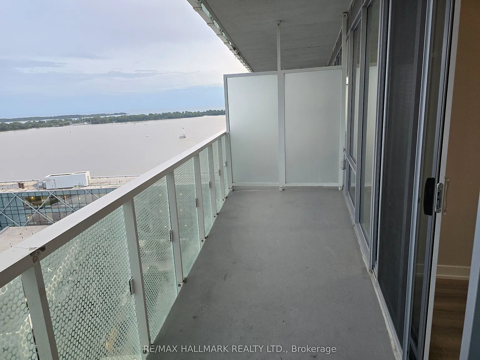 1 bed, $2,590 — Photo 2