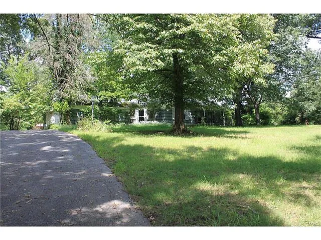 1153 Carman Rd photo 1