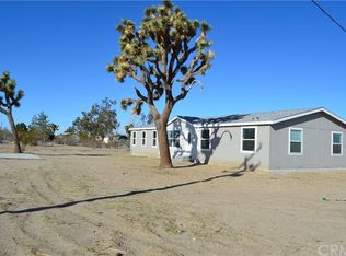 4586 La Mesa Rd, Phelan, CA 92371