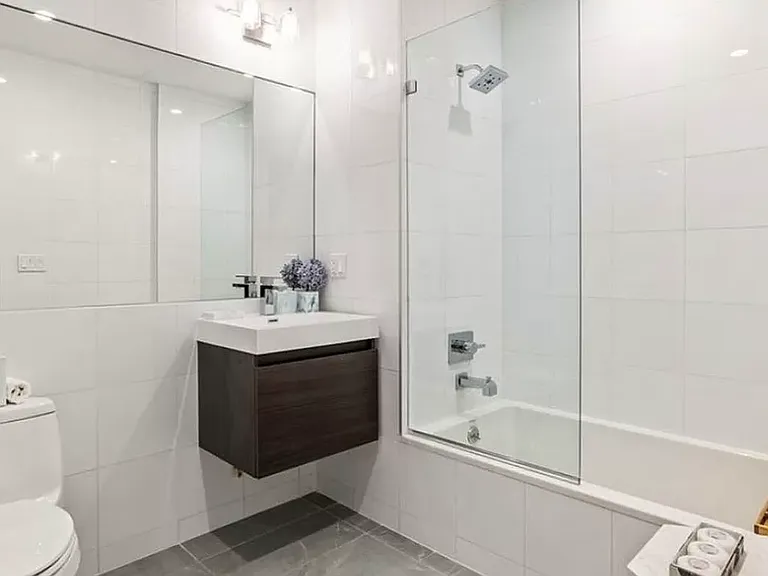 187 Gates Ave #1 — Photo 9