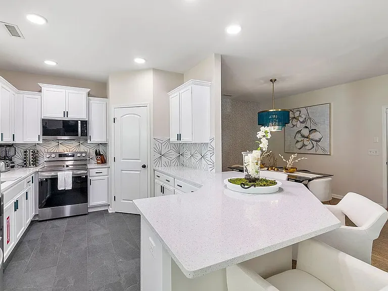 101 Roundhouse Ln — Photo 19