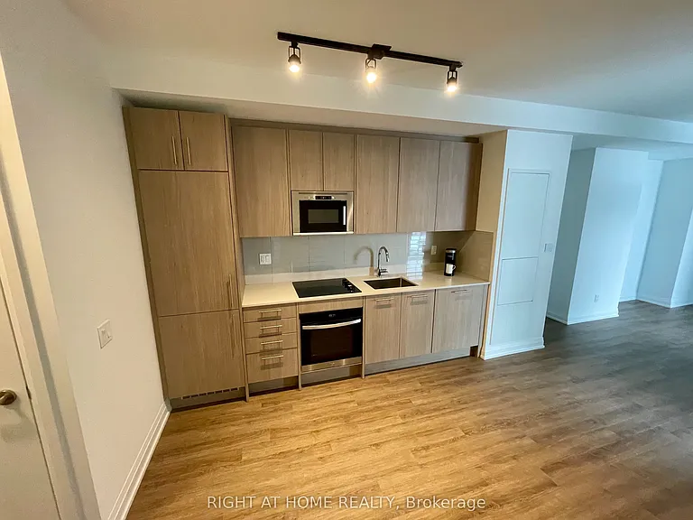 286 Main St #518 — Photo 13