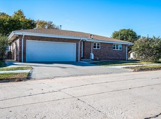 36 E Main St, Treynor, IA 51575