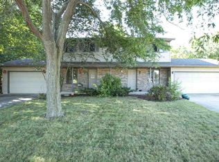 1045 9th St, Menasha, WI 54952