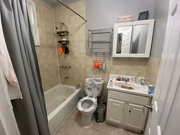 4th image of 2232 Fulton St APT 1
