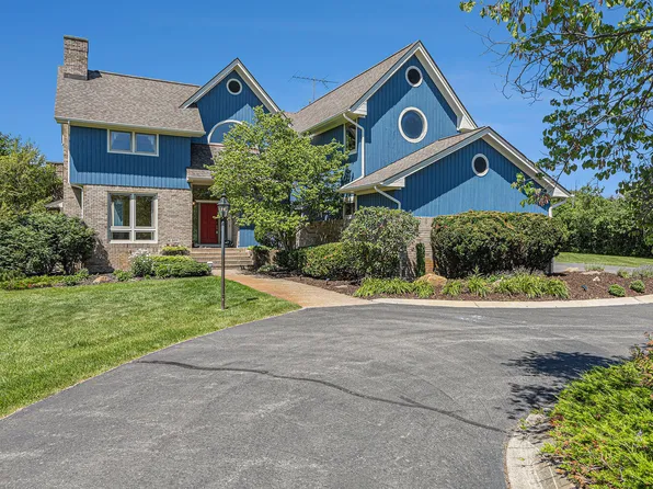 5111 Fox Ridge Ct, Ann Arbor, MI 48103