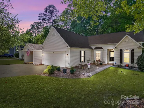 1715 Colin Creek Ln, Charlotte, NC 28214