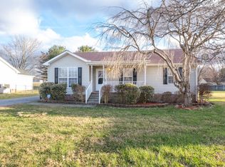 119 Poplar St, Portland, TN 37148
