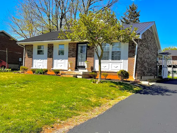 240 Elaine Dr, Mount Sterling, KY 40353