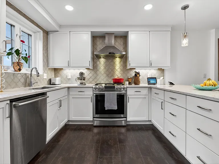 Updated Open Concept Kitchen