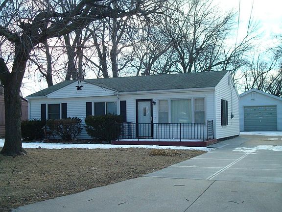 2nd image of 3103 Margaret Ave