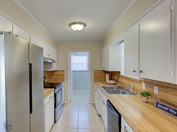 4th image of 4703 General Scott Pl