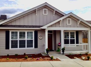 3832 Calle Vista Dr, Medford, OR 97504