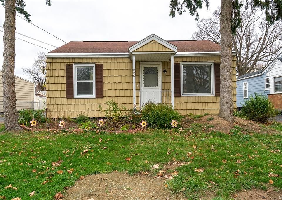 1st image of 226 Norwood Ave