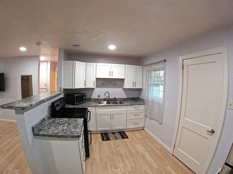 1716 Princess Jeanne Dr — Photo 11