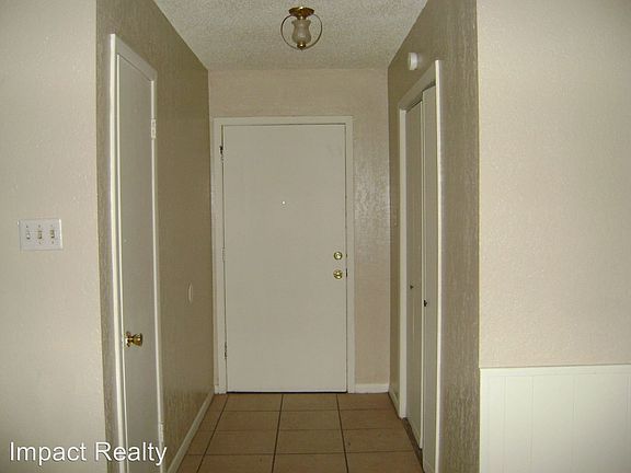 2nd image of 1919 Minter Ln