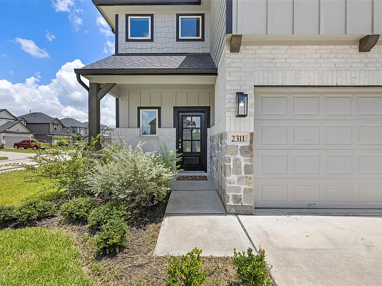 2311 Honey Heights Ln — Photo 4