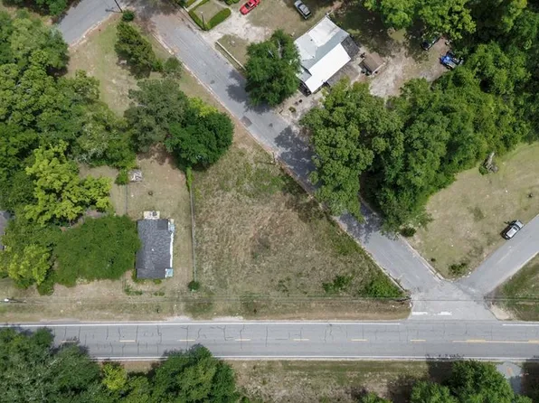 927 5th Ave, Bainbridge, GA 39817