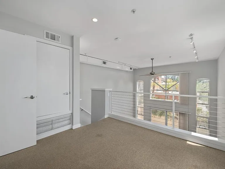 350 N 2nd St #116 — Photo 15