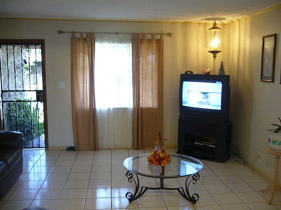 3rd image of 3624 E 60th Pl